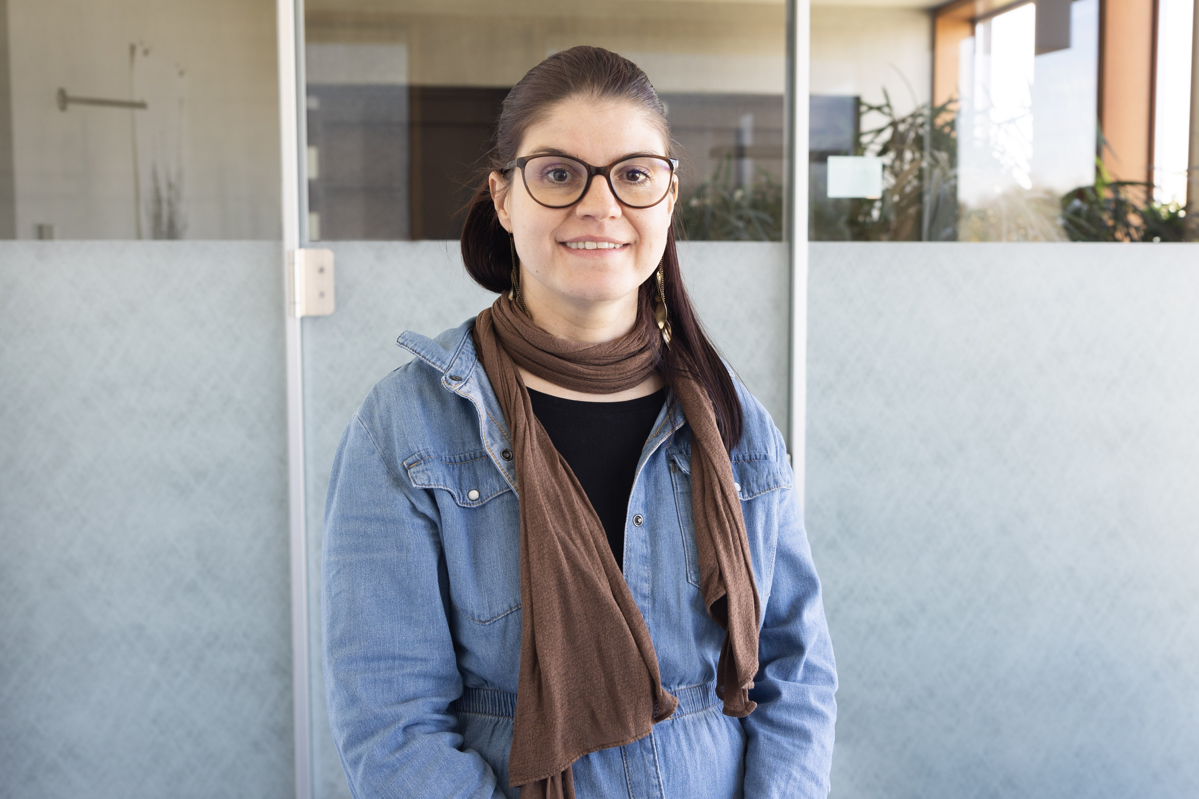 Portraitfoto von Jasmin Zürcher