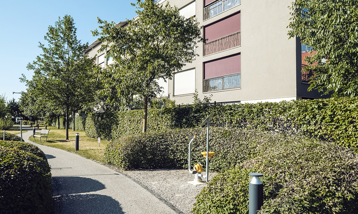 Spaziergänge in der Grünanlage vom Burgfelderhof