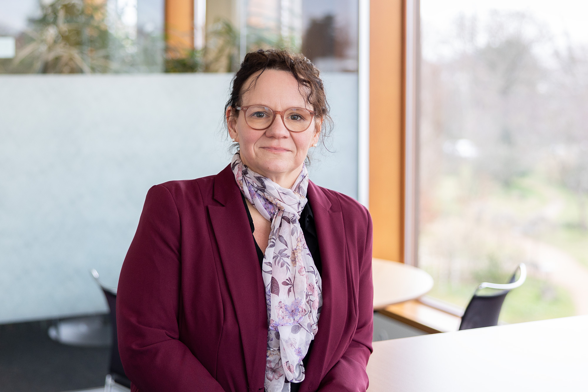 Portraitfoto von Tanja Kern