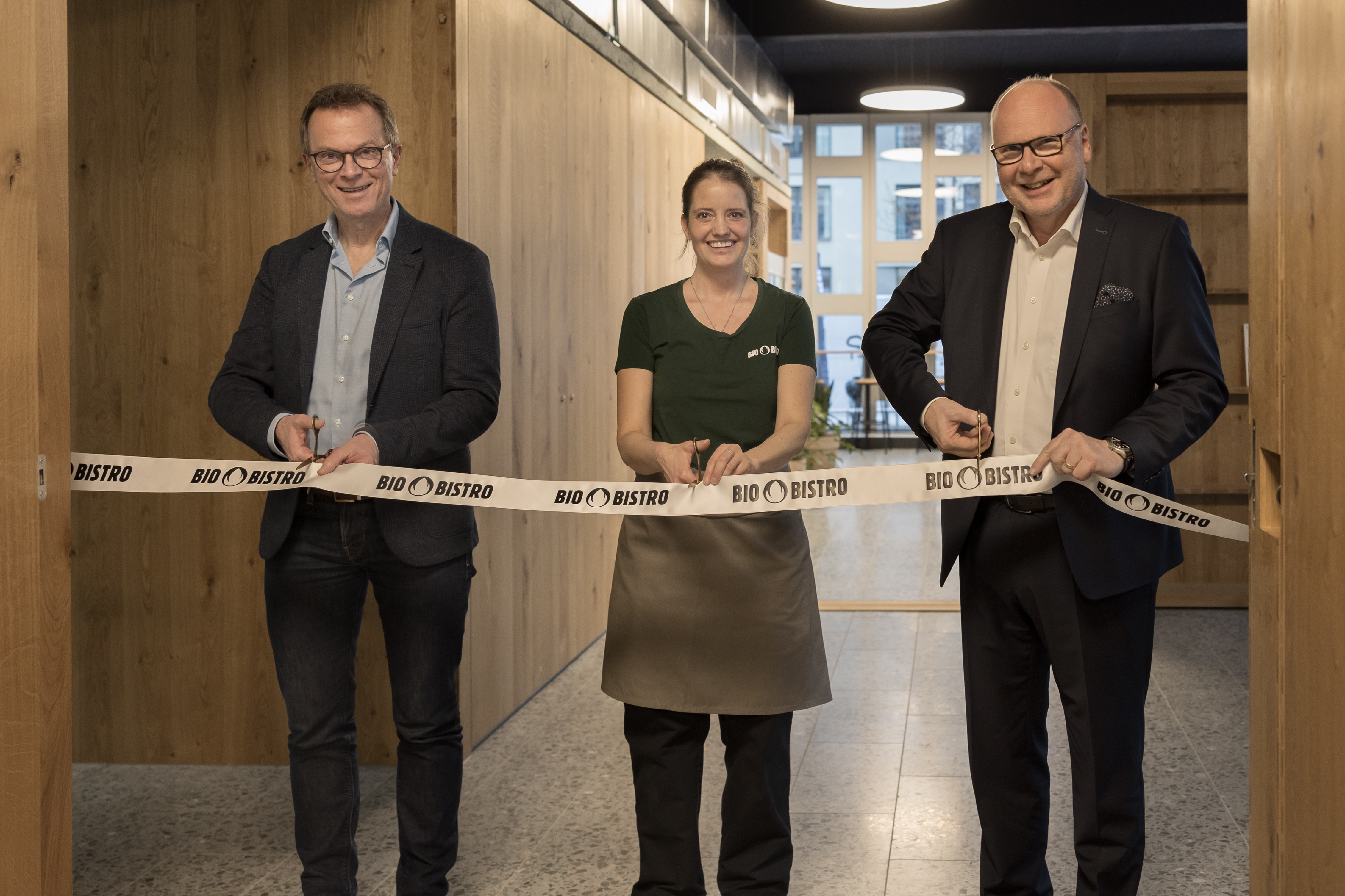 BSB_Medieninformationen_Westfeld_Bio-Bistro_angepasste-Arbeitsplaetze_Januar2023